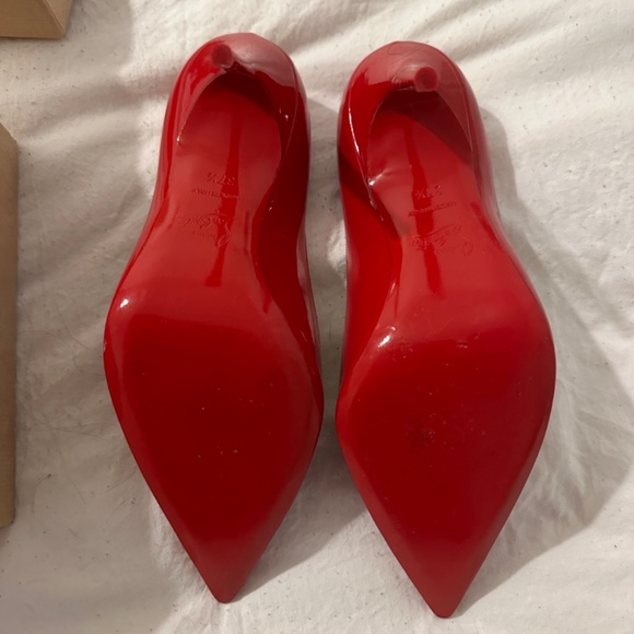 Christian Louboutin - Picture 5 of 5